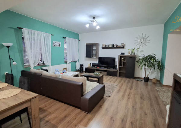 Rodinný dom na predaj s rozsiahlym pozemkom