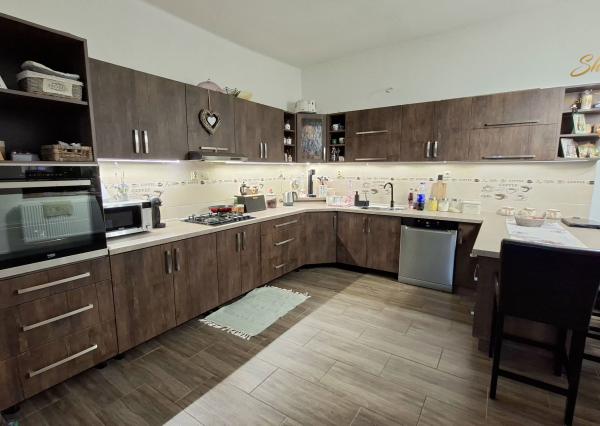 Rodinný dom na predaj s rozsiahlym pozemkom