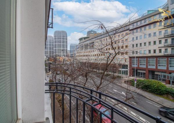 5-izbový byt 135m2 v historickom dome pri Eurovei - DOHODA možná