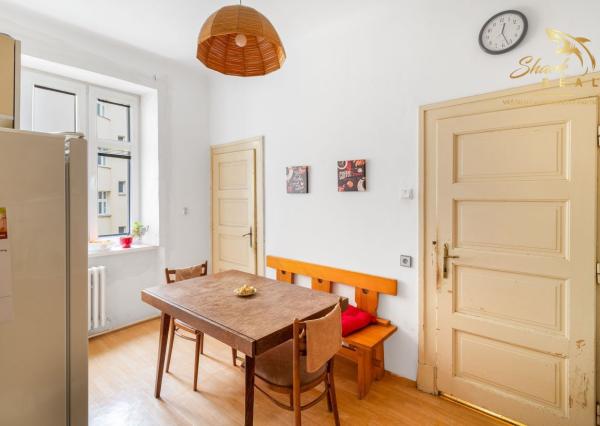 5-izbový byt 135m2 v historickom dome pri Eurovei - DOHODA možná