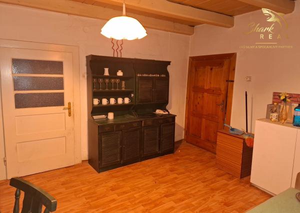 Vidiecky domček v tichom prostredí