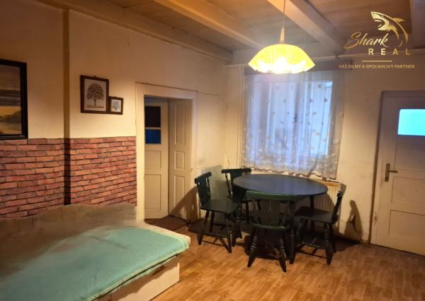 Vidiecky domček v tichom prostredí