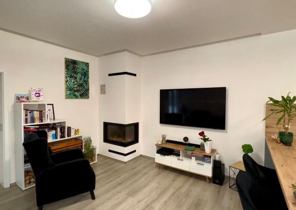 EXKLUZÍVNE NA PREDAJ Moderný 4-izbový rodinný dom – dvojdom | Smreková ulica, Lužianky