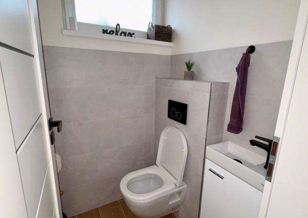 EXKLUZÍVNE NA PREDAJ Moderný 4-izbový rodinný dom – dvojdom | Smreková ulica, Lužianky