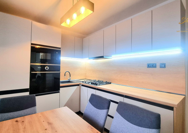 REZERVOVANÉ!!!  PRENÁJOM 3-IZBOVÝ BYT PO KOMPLETNEJ REKONŠTRUKCII V  CENTRE MESTA TREBIŠOV- PRVÝ NÁJOMNÍK