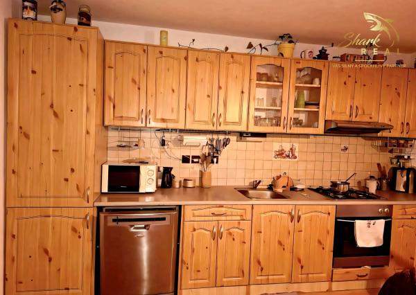 ZNÍŽENÁ CENA - Útulný rodinný dom s veľkou upravenou záhradou