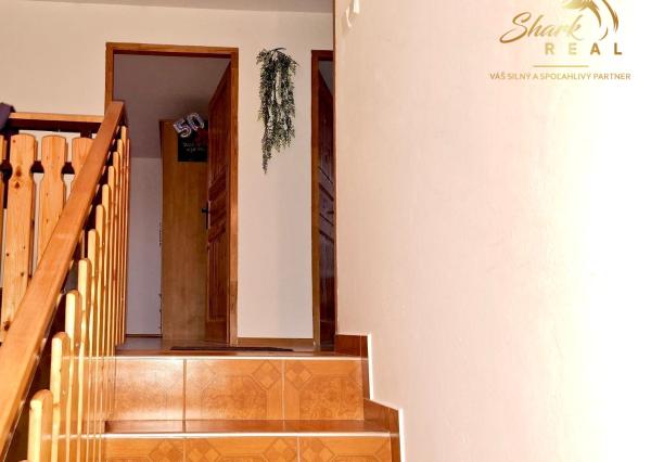 ZNÍŽENÁ CENA - Útulný rodinný dom s veľkou upravenou záhradou