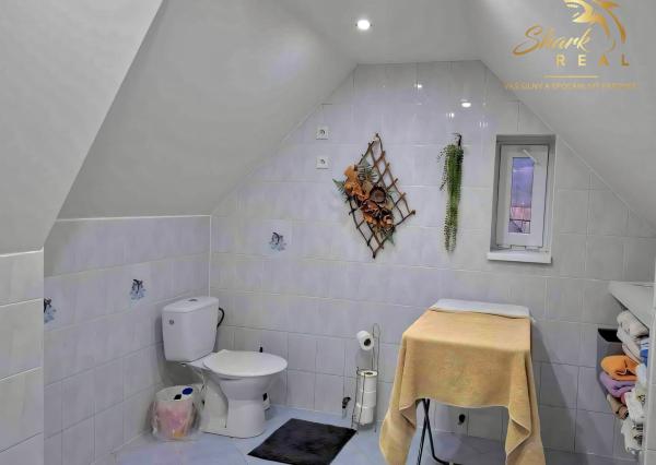 ZNÍŽENÁ CENA - Útulný rodinný dom s veľkou upravenou záhradou