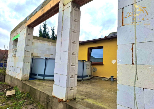 Rozostavaný rodinný domček