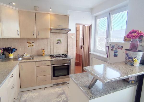 NOVÁ CENA! Útulný 3 izbový byt v srdci pohoria Tribeč