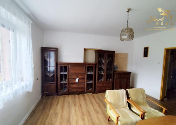 Rodinný dom s veľkorysým investičným pozemkom na predaj