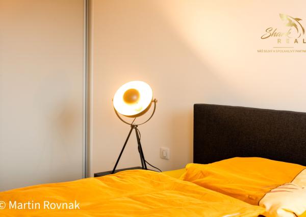 Moderný 2-izbový byt v Steinovom dvore – centrum na dosah