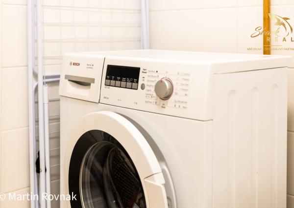 Moderný 2-izbový byt v Steinovom dvore – centrum na dosah