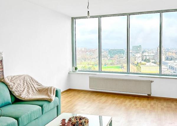 TRI VEŽE - KRASNY SVIEŽI 2i. BYT S PANORAMATICKÝM VÝHĽADOM A VEĽKOU LOGGIOU