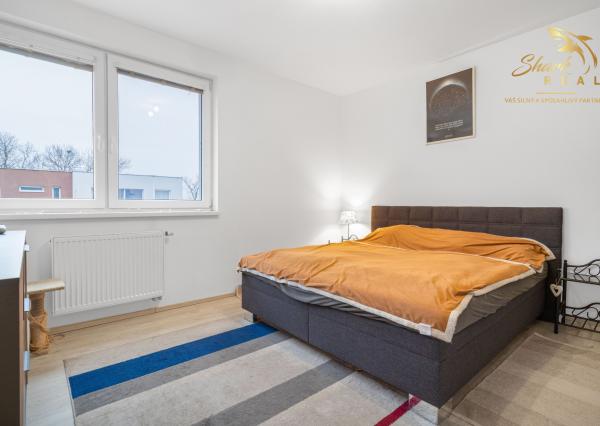 !ZNÍŽENÁ CENA! Slnečný 4-izbový byt s terasou len 10 km od Bratislavy