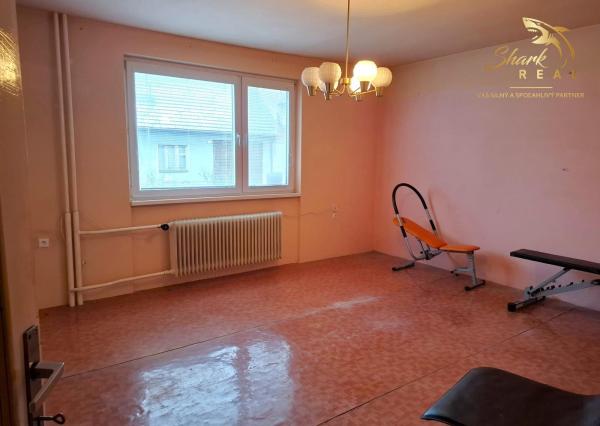 Rodinný dom so záhradou