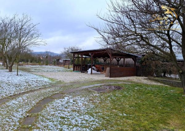 Rodinný dom so záhradou