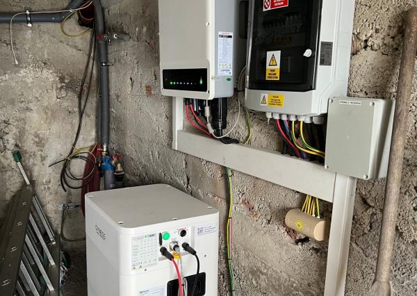 Chalupa s krásnym výhľadom na štiavnické vrchy