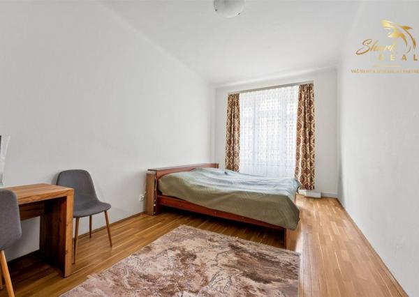 Rezervované - Priestranný 3-izbový byt v srdci Starého Mesta na Grosslingovej