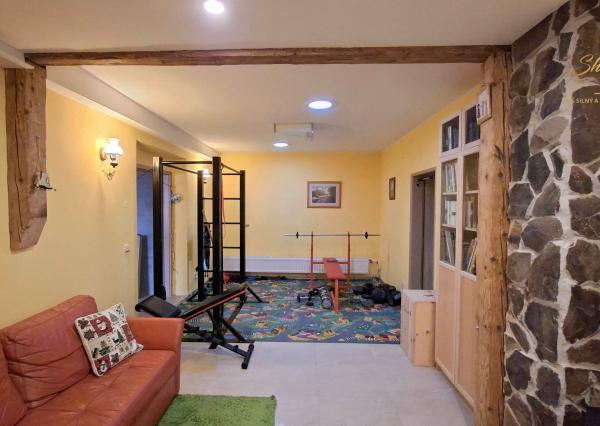 Veľkometrážny/dvojgeneračný rodinný dom na predaj