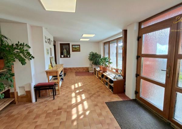 Veľkometrážny/dvojgeneračný rodinný dom na predaj