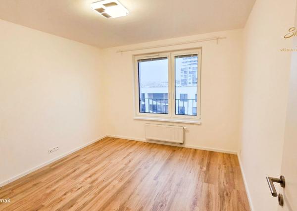 Priestranný 3-izbový byt v novostavbe Kopčianka s parkovaním v cene