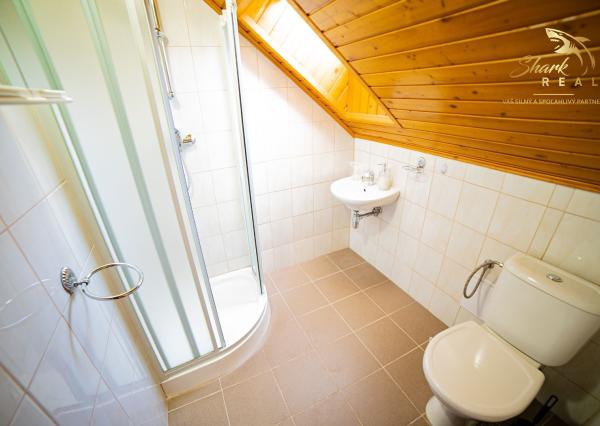 Na prenájom očarujúci penzión Dahlia s vynikajúcimi recenziami, reštauráciou, welness a ihriskom