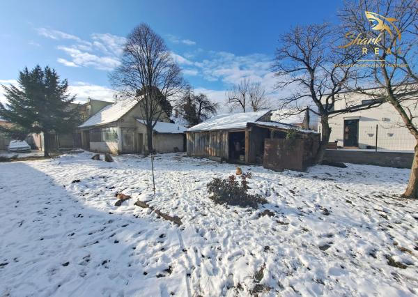 Dvojgeneračný rodinný dom s podnikateľským potenciálom – Viničné