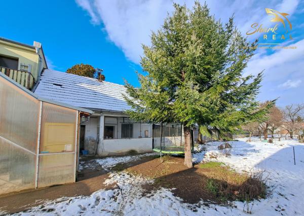 Dvojgeneračný rodinný dom s podnikateľským potenciálom – Viničné