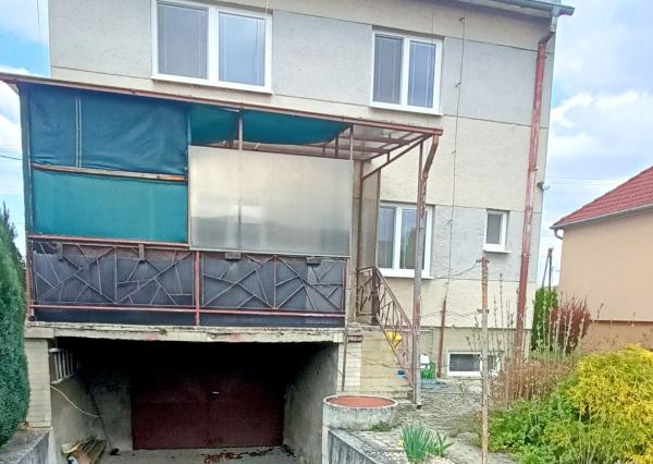 Priestranný rodinný dom s veľkou záhradou v TOP lokalite!