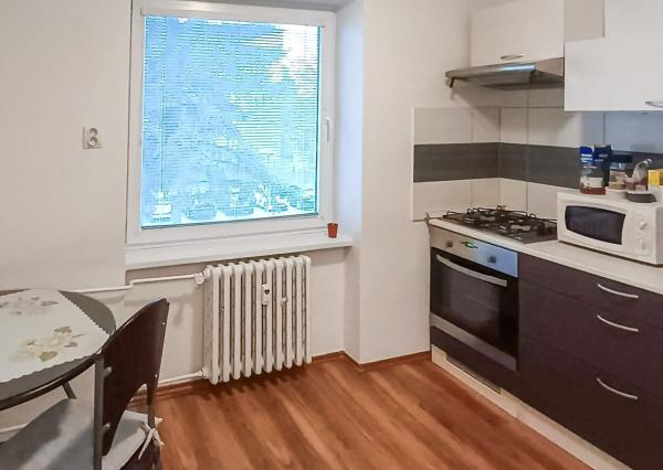 Praktický 1-izbový byt s balkónom v žiadanej lokalite Piešťan