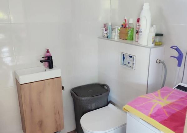 Byt v novostavbe so záhradou neďaleko tajchu a centra mesta