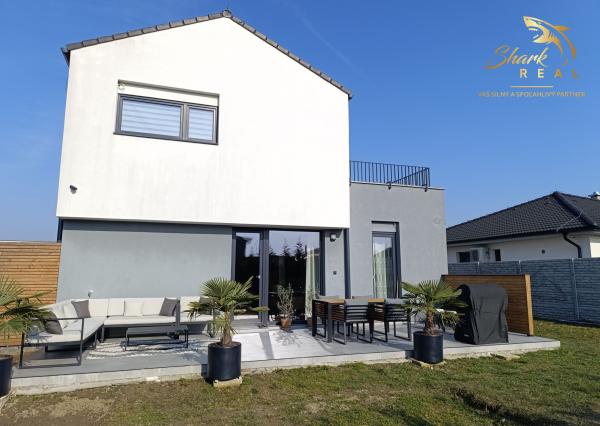 Moderný 4 izbový rodinný dom v Chorvátskom Grobe