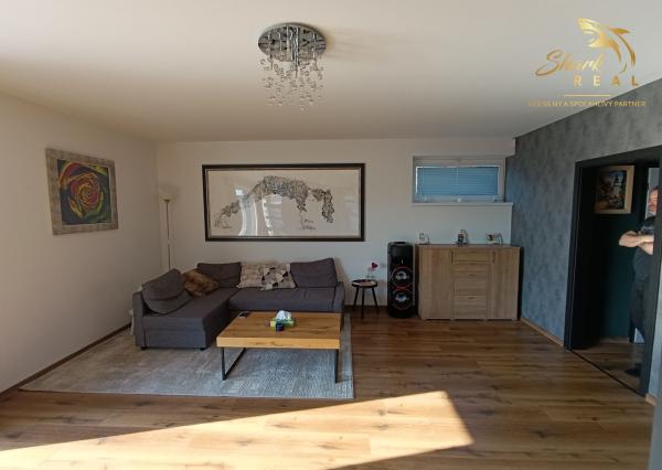 Moderný 4 izbový rodinný dom v Chorvátskom Grobe