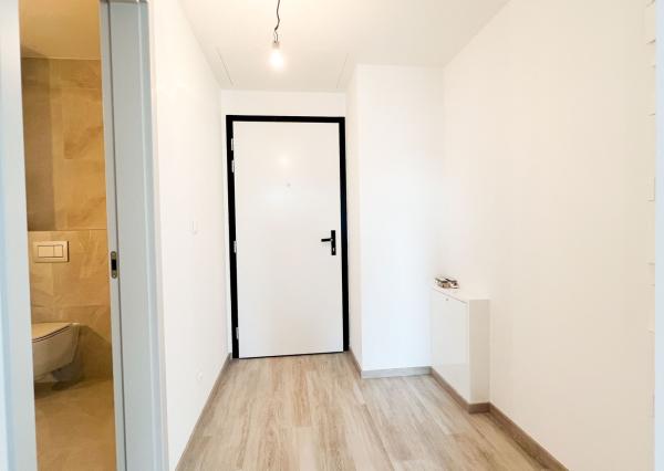 Holobyt v novostavbe ZWIRN s 10 m² zasklenou loggiou – vytvorte si bývanie podľa seba