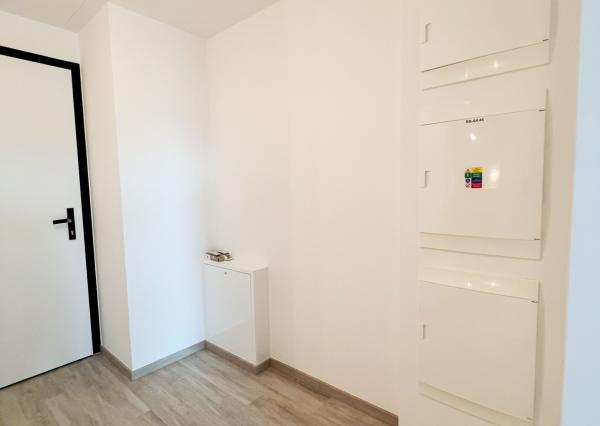 Holobyt v novostavbe ZWIRN s 10 m² zasklenou loggiou – vytvorte si bývanie podľa seba