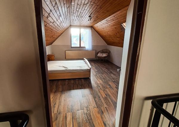 Jedinečný objekt s vysokými stropmi a átriom pre vaše podnikanie