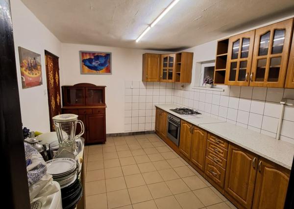 Jedinečný objekt s vysokými stropmi a átriom pre vaše podnikanie