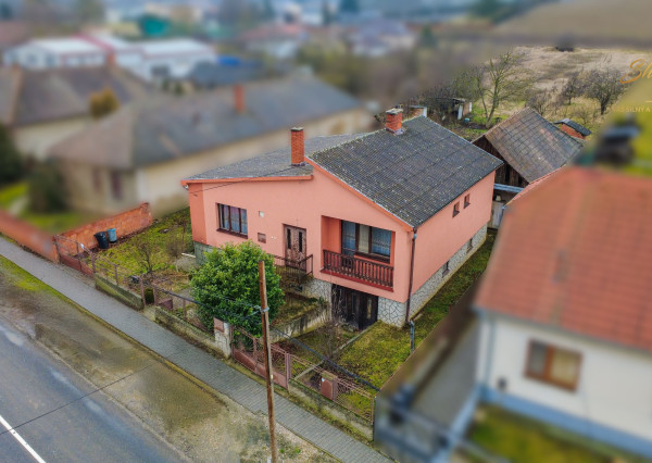 Rodinný dom s potenciálom a rozľahlým pozemkom