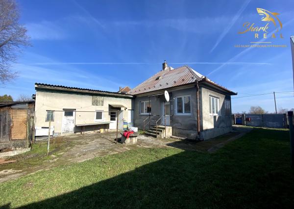 Rodinný dom s veľkým pozemkom na predmestí Hlohovca