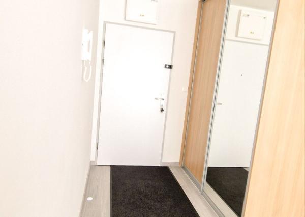 Moderný 2i byt s terasou 12,5 m² a výhľadom na zeleň