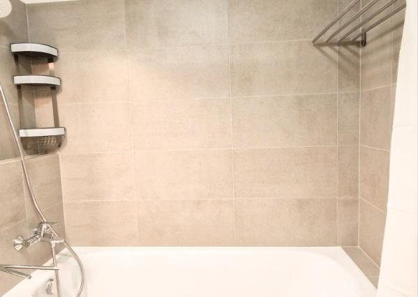 Moderný 2i byt s terasou 12,5 m² a výhľadom na zeleň