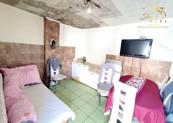 Novinka! Menší dom s rozsiahlym pozemkom v TOP lokalite