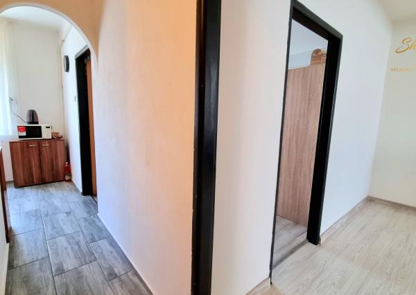 Zrekonštruovaný 2-izbový byt v centre mesta Trebišov – 52 m²