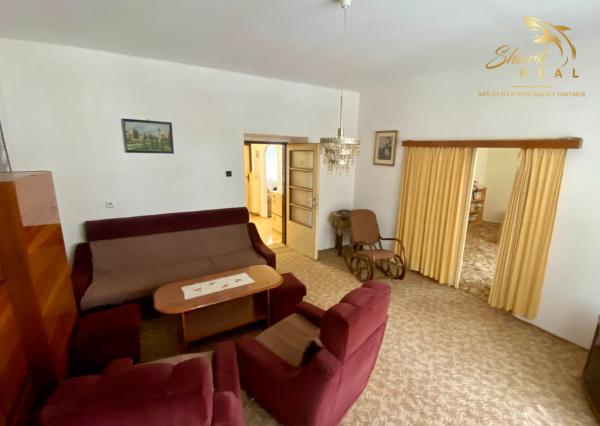 Priestranný 2 izbový byt v tichej lokalite