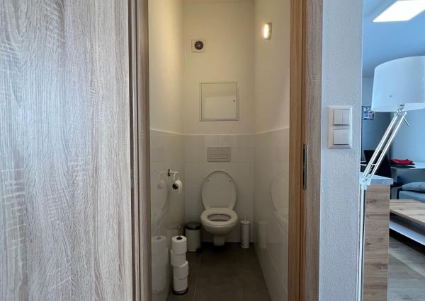 Prenájom 1,5-izbového bytu s balkónom a parkovaním – Svätoplukova 72