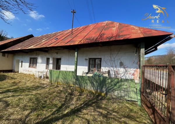 Na predaj menší domček - chata