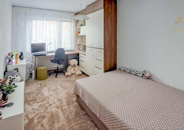 Zariadený 3 izbový byt - JUH