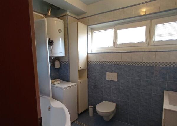 Pekný rodinný dom len 7km od obce Podhájska