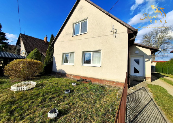 Rodinný dom v tichej ulici 